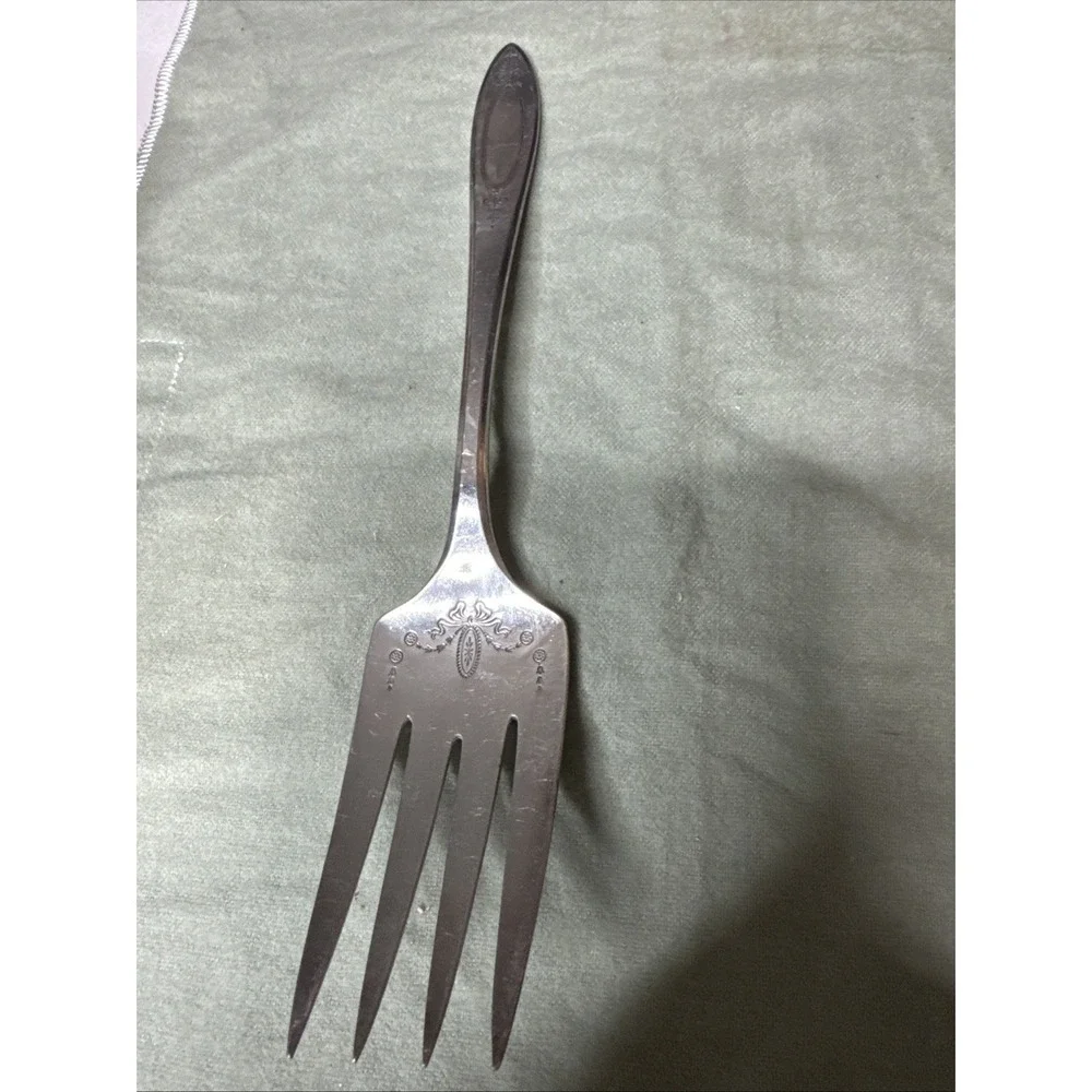 ONEIDA c1917 ADAM SILVERPLATED LARGE 